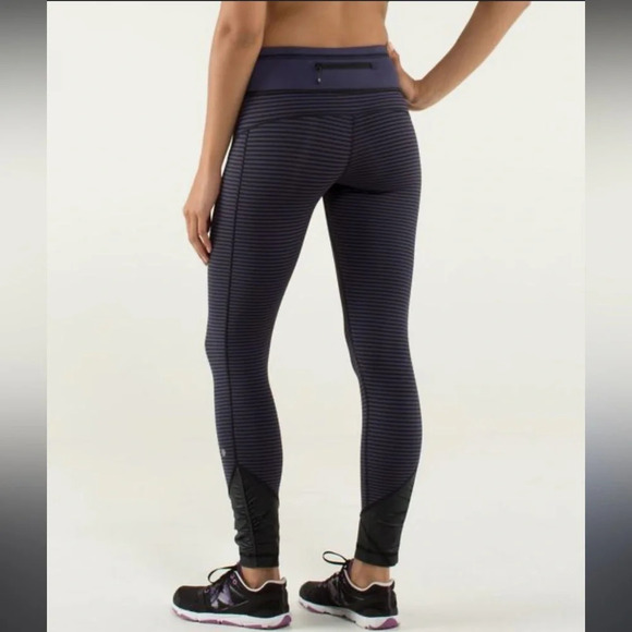 lululemon athletica Pants - Lululemon Pace Queen Stripe Leggings size 4